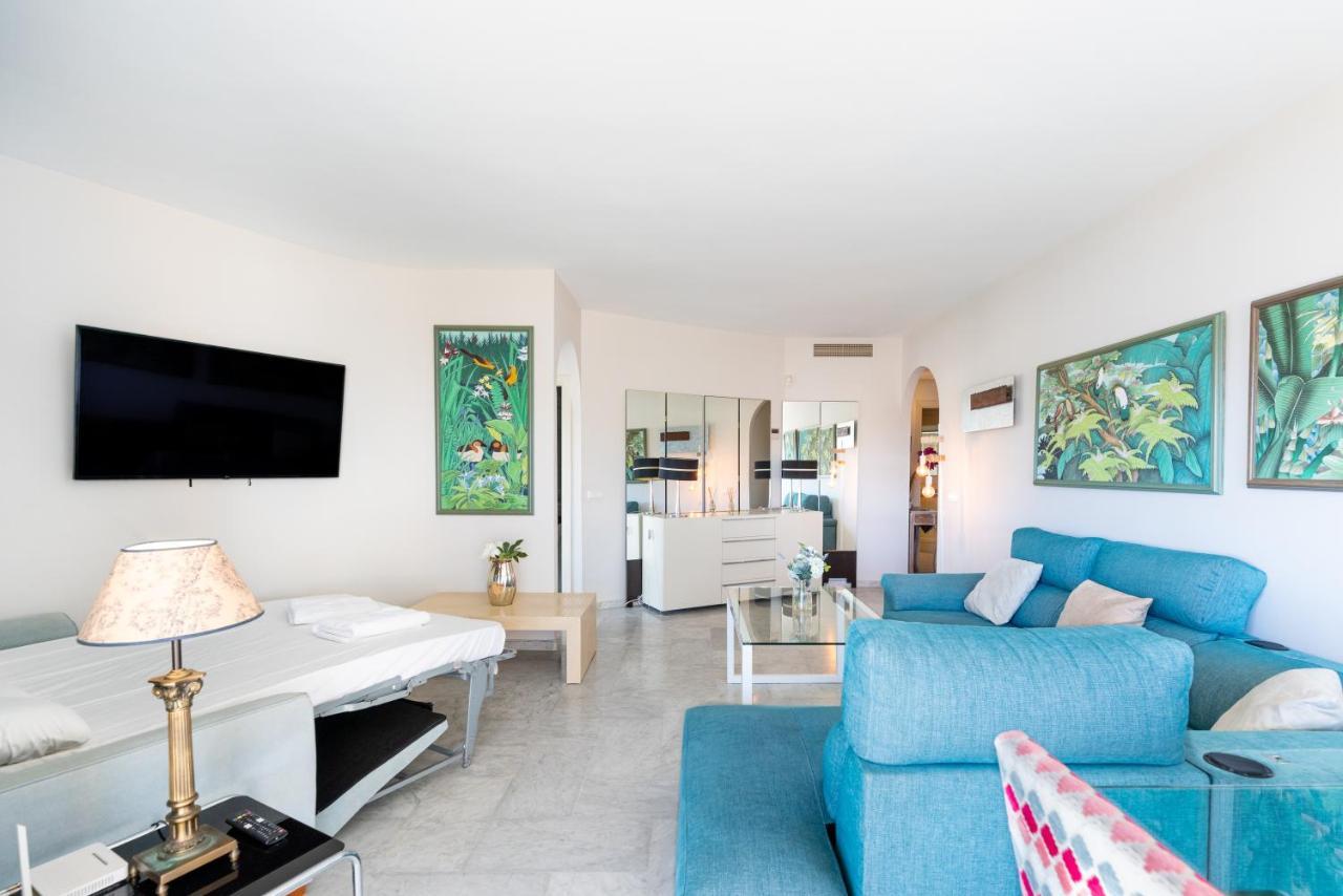 Appartement Wintowinrentals Luxury And Sea View Inside Puerto Marina