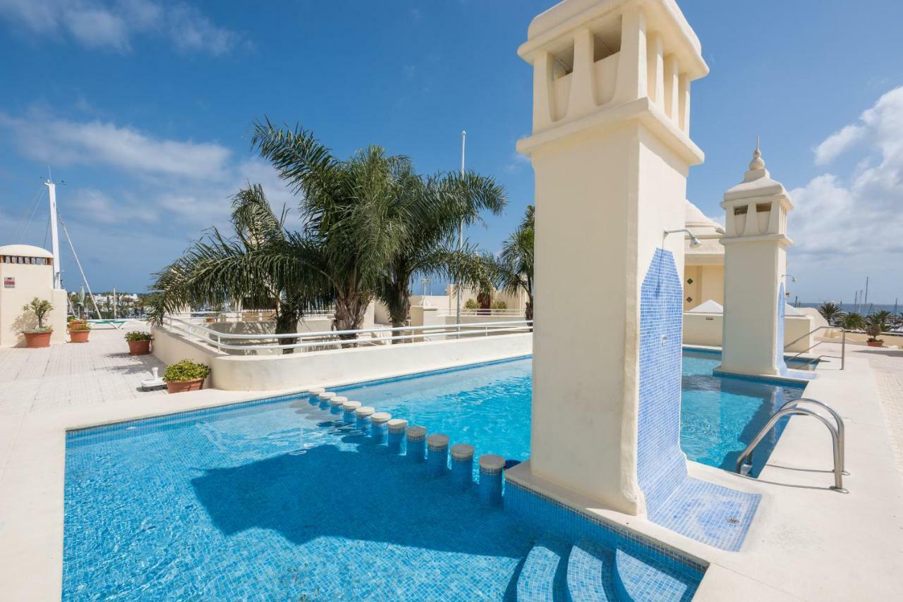 Wintowinrentals Luxury And Sea View Inside Puerto Marina Appartement *